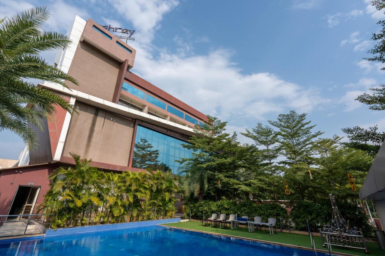 Jalashray Resort Nadiād Εξωτερικό φωτογραφία