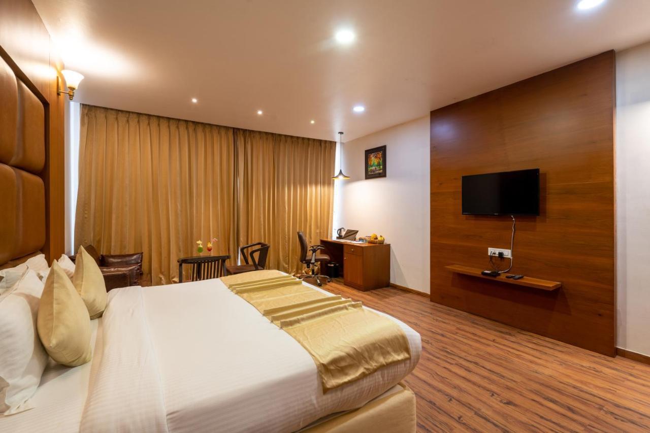 Jalashray Resort Nadiād Εξωτερικό φωτογραφία