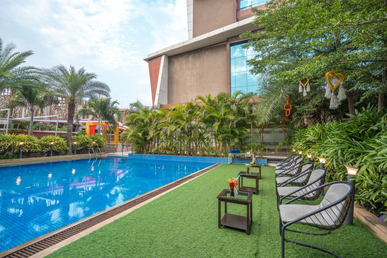 Jalashray Resort Nadiād Εξωτερικό φωτογραφία