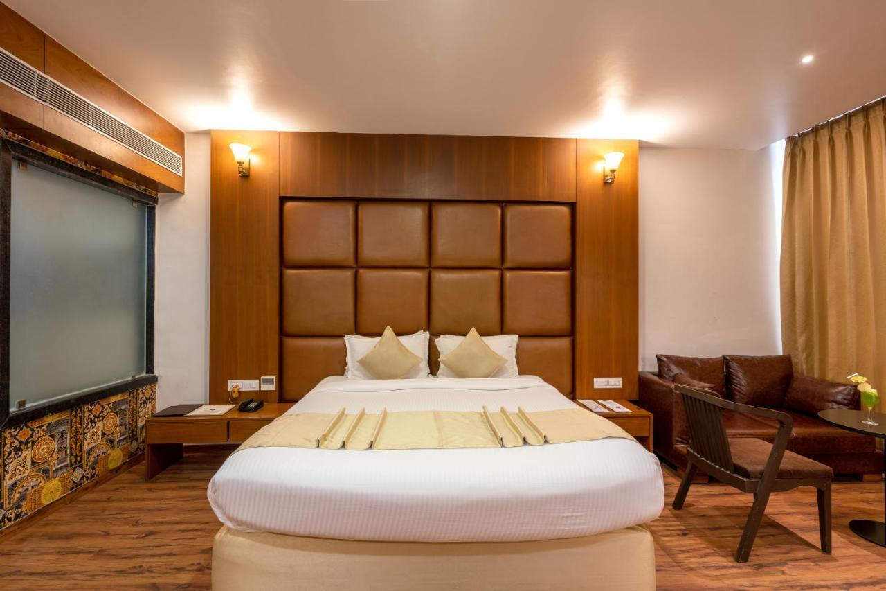 Jalashray Resort Nadiād Εξωτερικό φωτογραφία