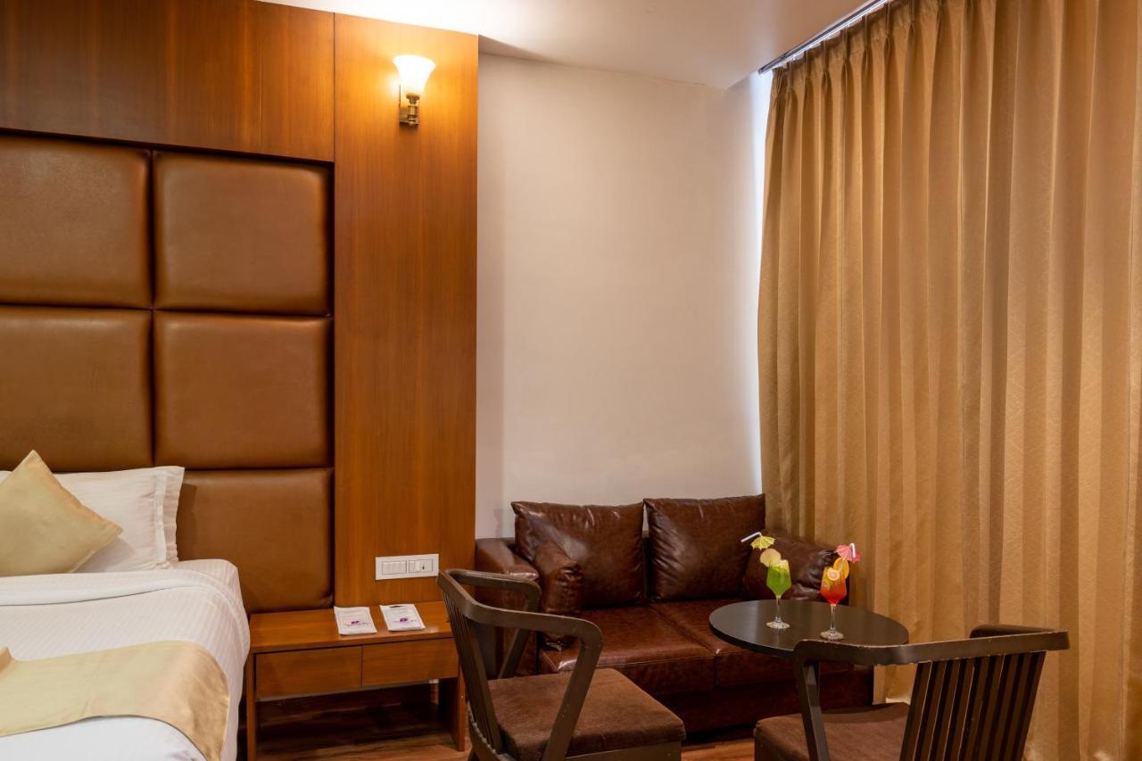 Jalashray Resort Nadiād Εξωτερικό φωτογραφία