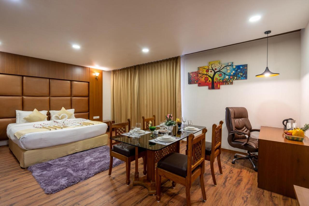 Jalashray Resort Nadiād Εξωτερικό φωτογραφία