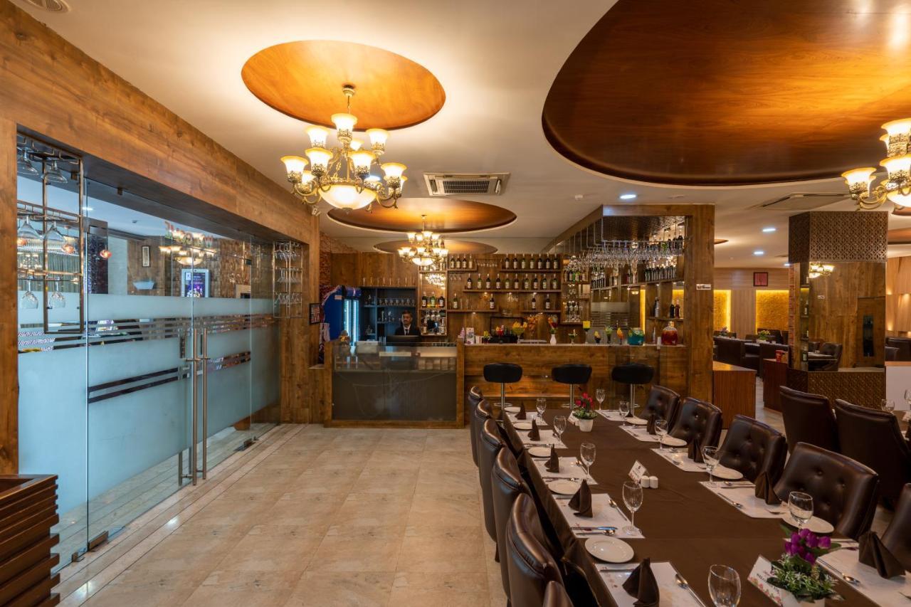 Jalashray Resort Nadiād Εξωτερικό φωτογραφία