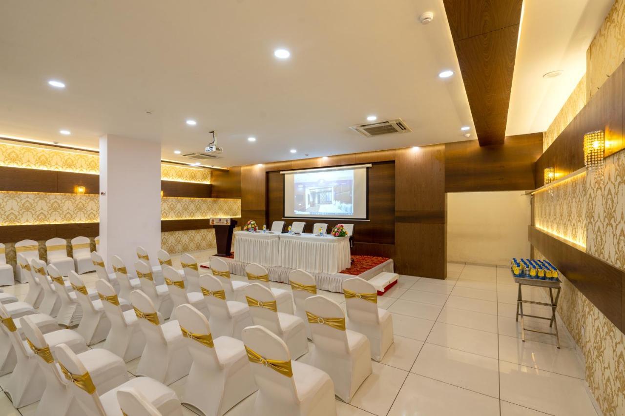 Jalashray Resort Nadiād Εξωτερικό φωτογραφία